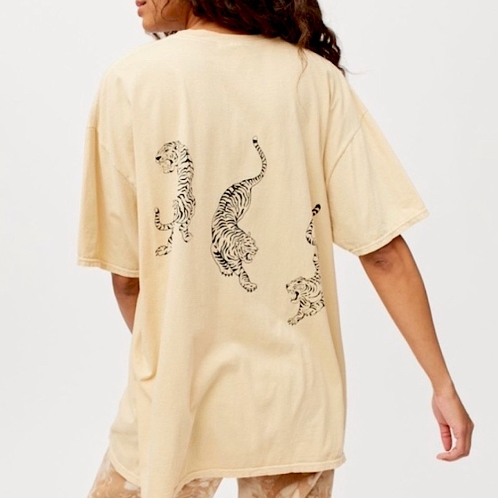Urban Outfitters Tiger Graphic T-Shirt, Size: S/M